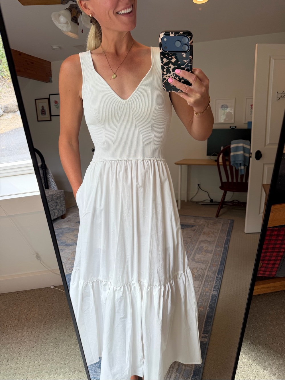 White V-Neck Sleeveless Maxi Dress, Size M